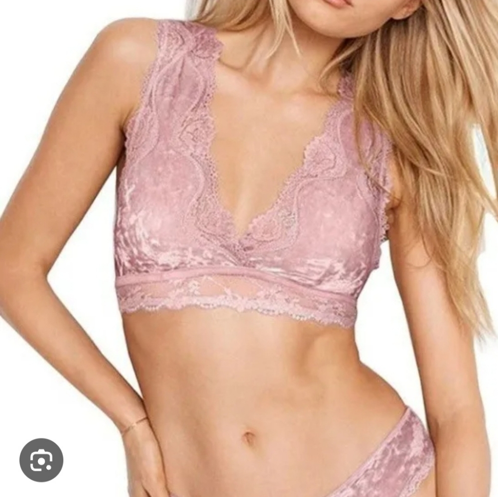Victoria's Secret pink crushed velvet bra